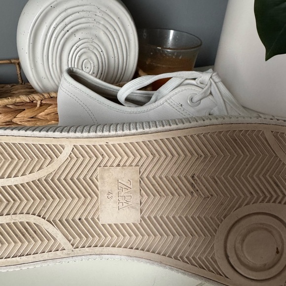 Zara White Sneakers Minimalist Low-Top Design‎ - Picture 4 of 6